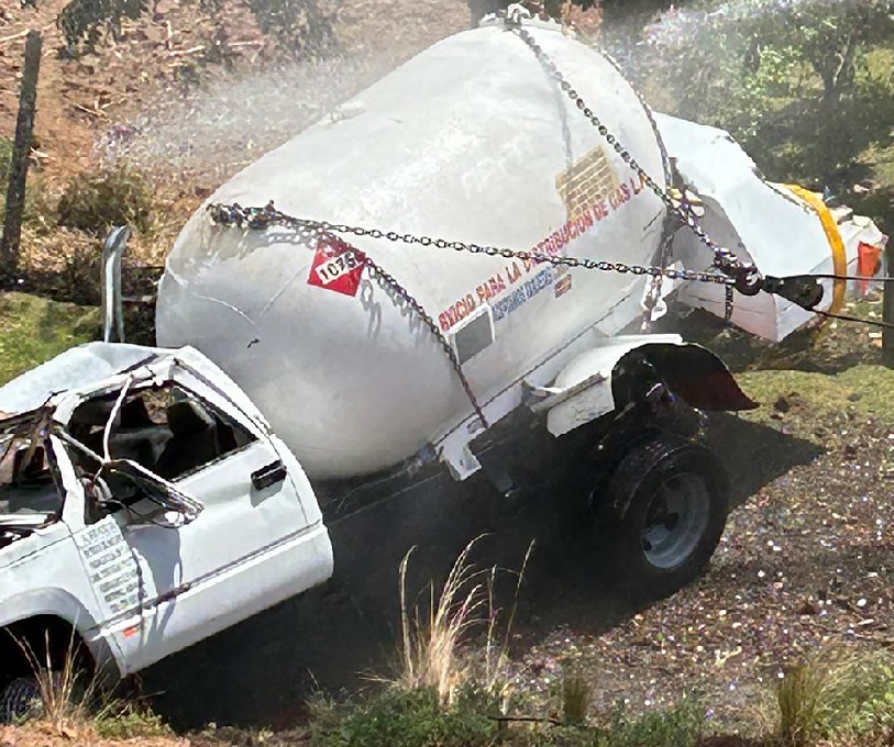 Vuelca Pipa Con Gas LP En Tenango De Doria News Hidalgo