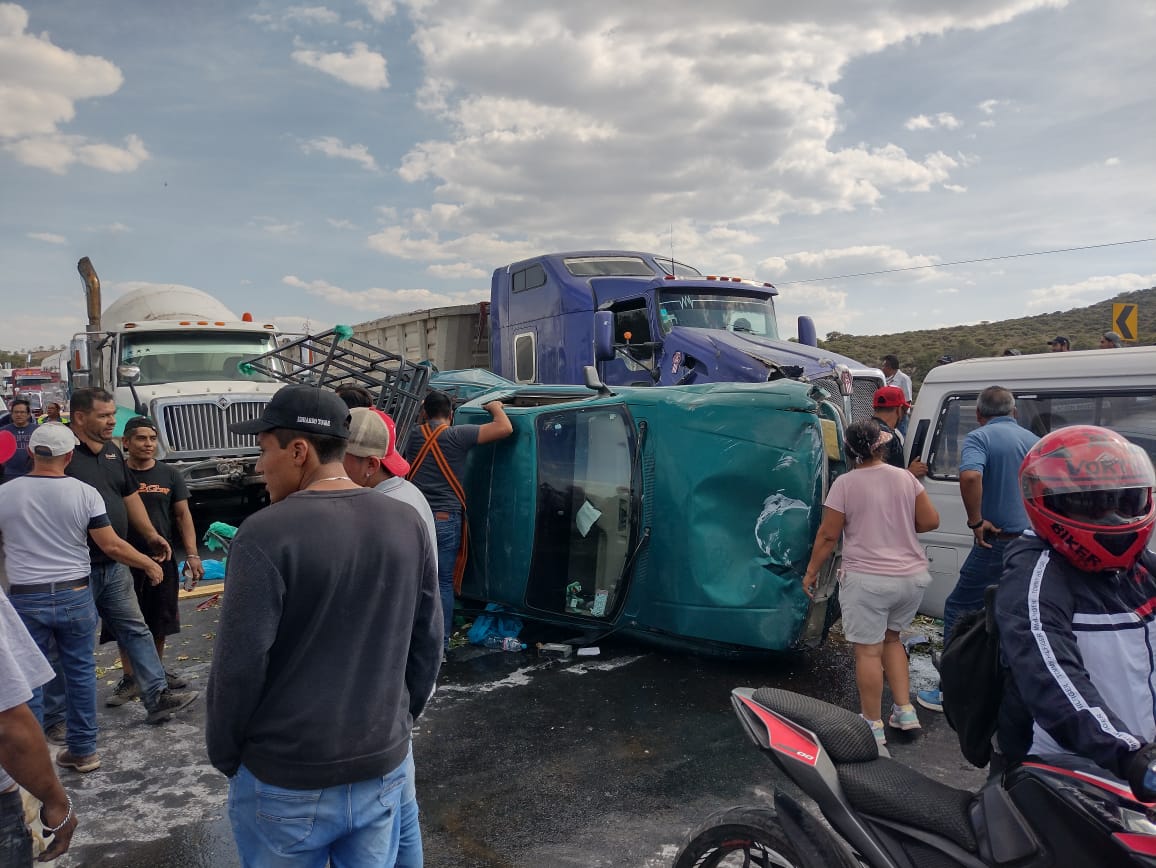 Tráiler Impacta 11 Vehículos En Carretera De Hidalgo – News Hidalgo